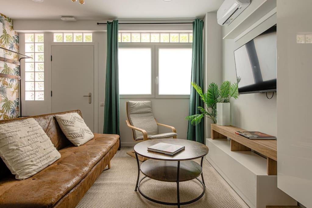 Cozy Duplex Apartment In Barrio De Salamanca - Heredia マドリード エクステリア 写真