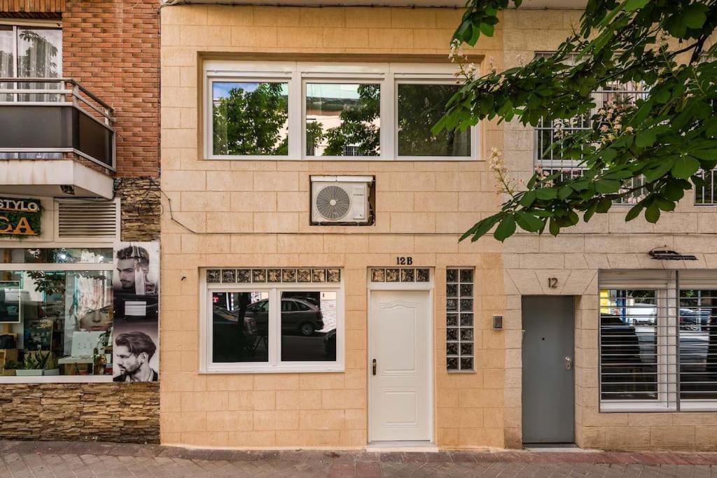 Cozy Duplex Apartment In Barrio De Salamanca - Heredia マドリード エクステリア 写真