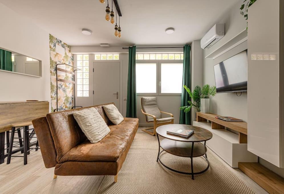 Cozy Duplex Apartment In Barrio De Salamanca - Heredia マドリード エクステリア 写真