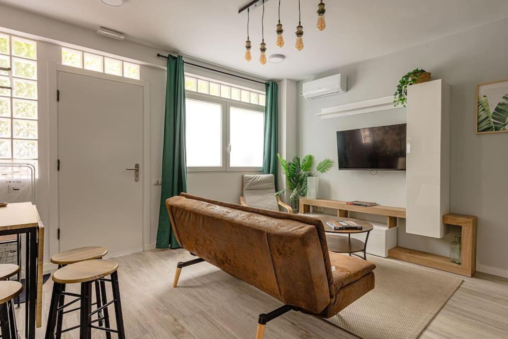 Cozy Duplex Apartment In Barrio De Salamanca - Heredia マドリード エクステリア 写真
